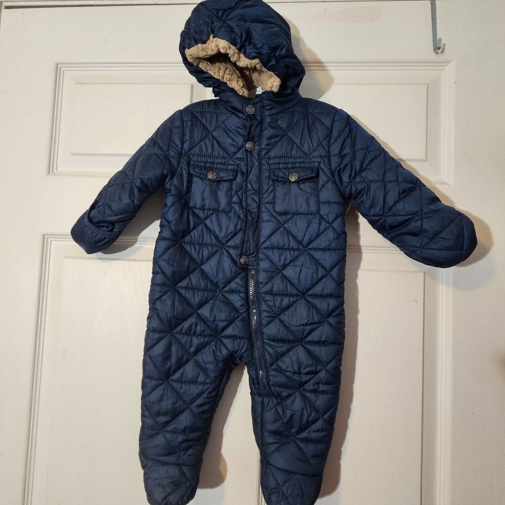 Perry Ellis baby Navy Blue Quilted Hooded snowsuit‎ size 6/9 Months Jumpsuit - Picture 2 of 13